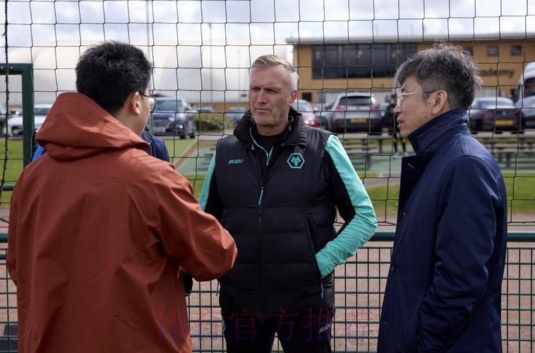 中国足协与英超联赛深化合作第二期青训教练培训项目圆满收官